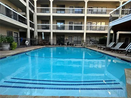 $228,450 | 4800 West Lovers Lane, Unit 212, Dallas, TX 75209