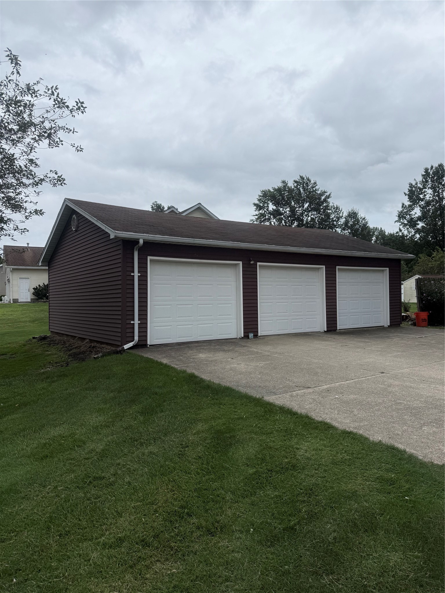 2605 Saltsman Road Erie, PA 16510 - Photo 29 of 32 Gallery Image 29