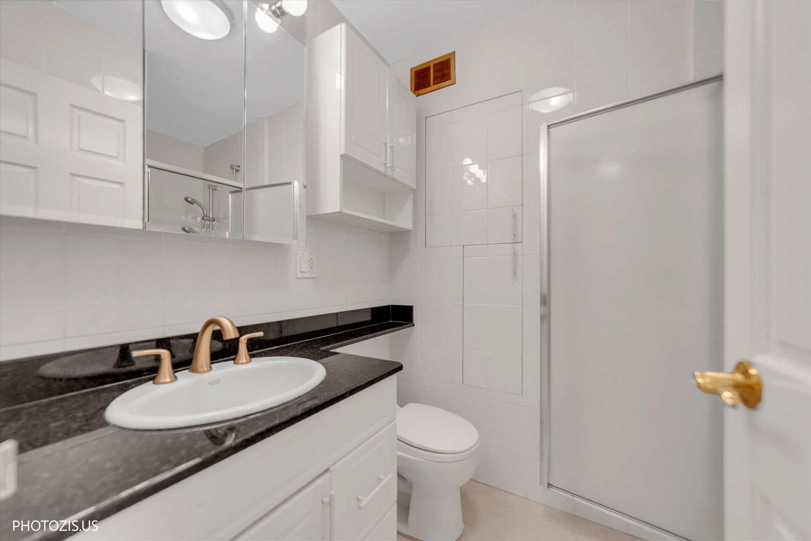 6301 North Sheridan Road, Unit 11R Chicago, IL 60660 - Photo 25 of 38