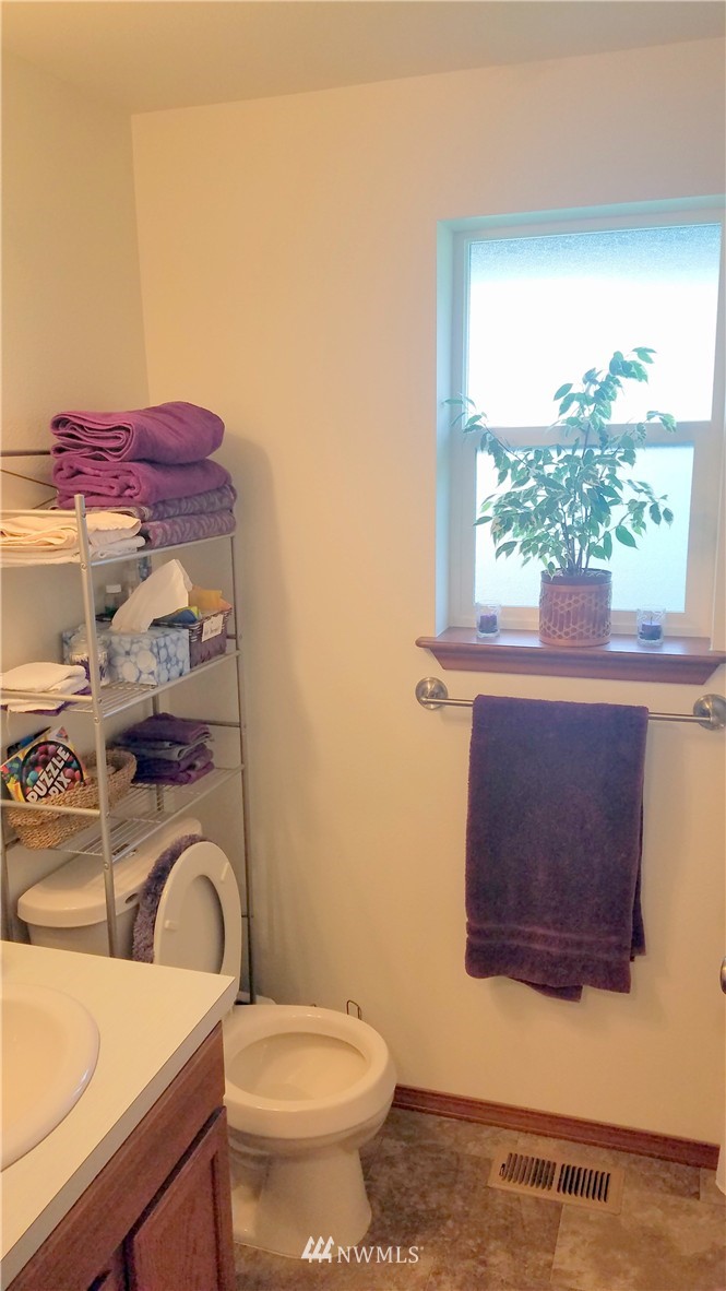 507 East Jones Road Sedro-Woolley, WA 98284 - Photo 16 of 18 Gallery Image 16