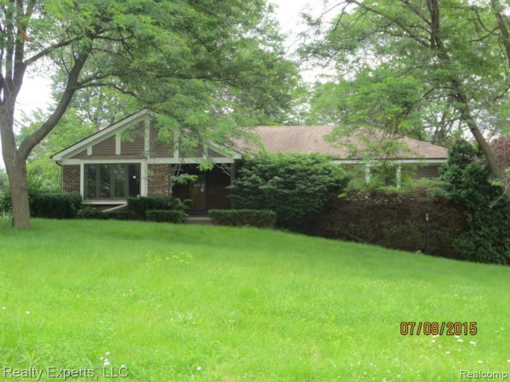6380 Ridge Road Canton, MI 48187 - Photo 1 of 26 EXTERIOR