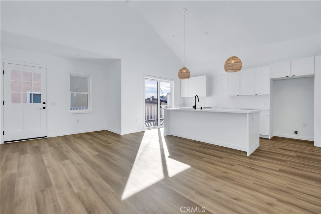 228 A Arena Street, Unit A El Segundo, CA 90245 - Photo 4 of 20