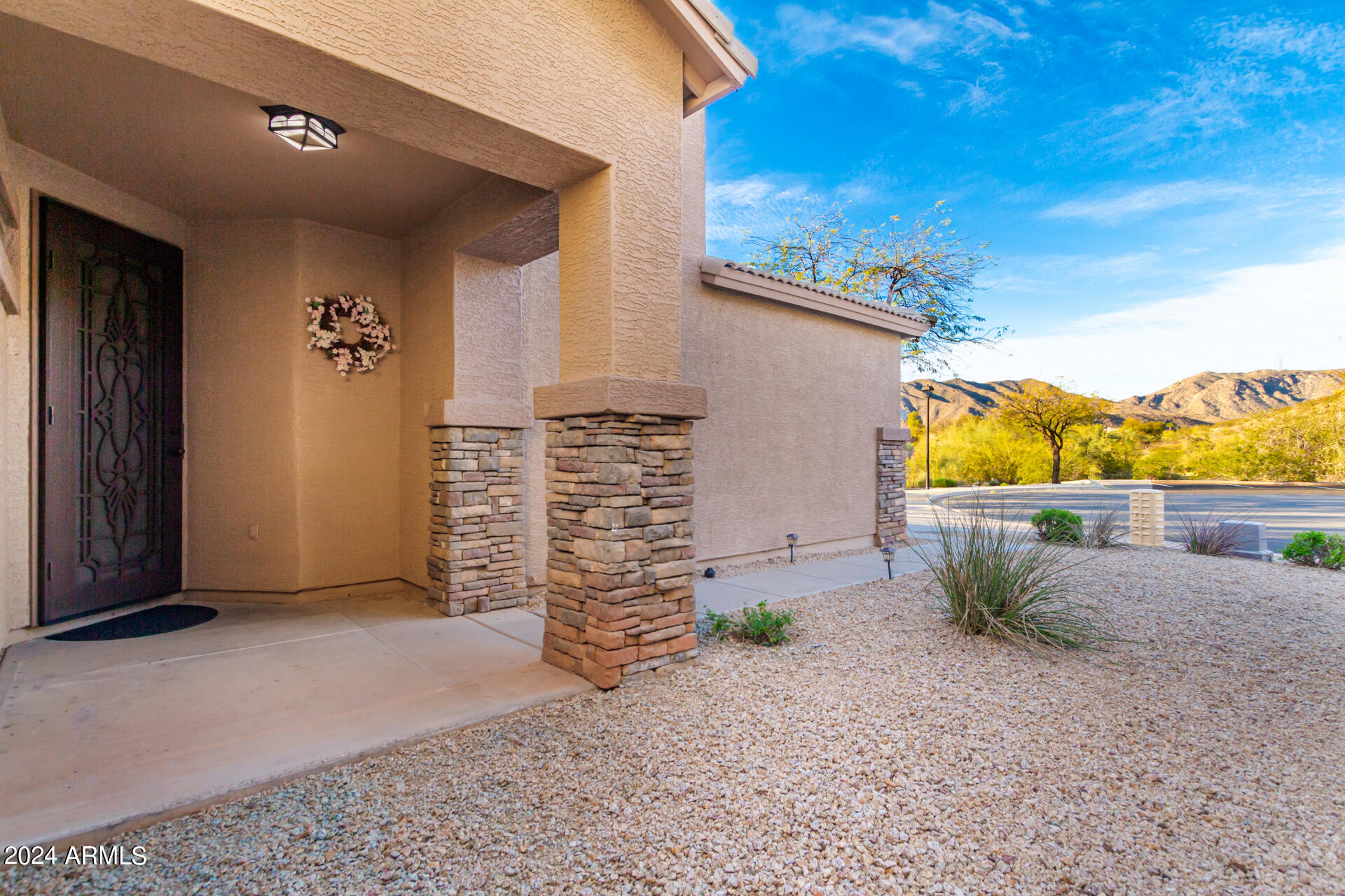 16602 South Magenta Road Phoenix, AZ 85048 - Photo 3 of 43 Front door Entrance