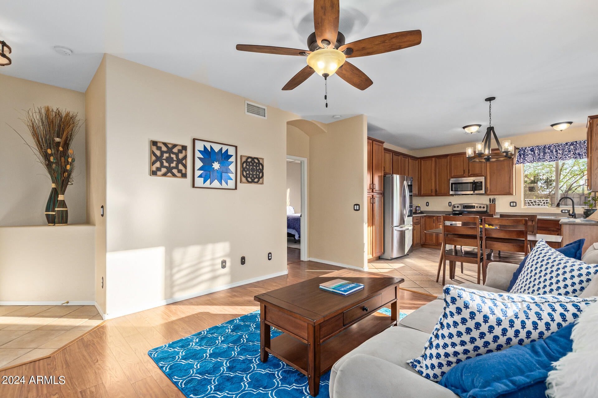 16602 South Magenta Road Phoenix, AZ 85048 - Photo 7 of 43 Great Room Style