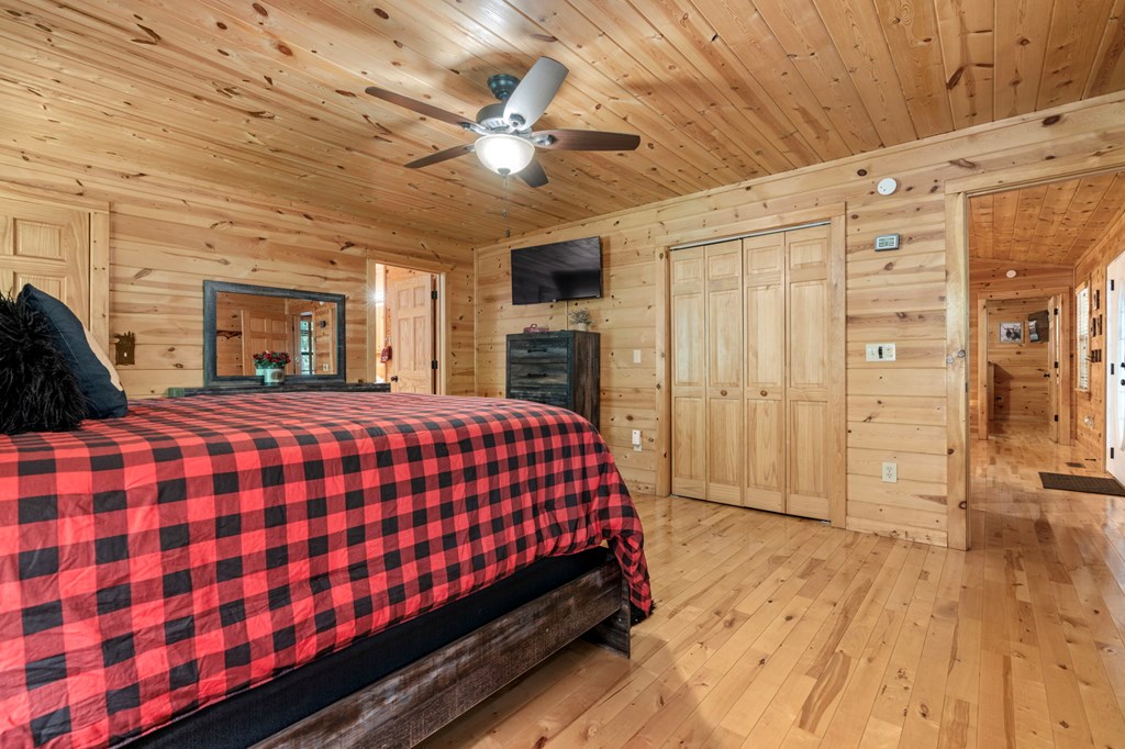 556 Flat Creek Circle Blue Ridge, GA 30513 - Photo 31 of 52 Gallery Image 31