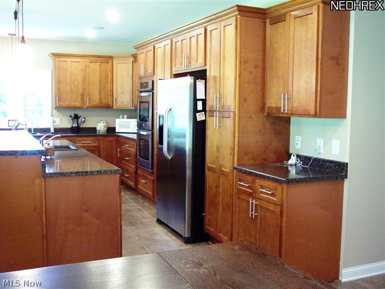 290 Jackson Road Aurora, OH 44202 - Photo 6 of 25 Gallery Image 6