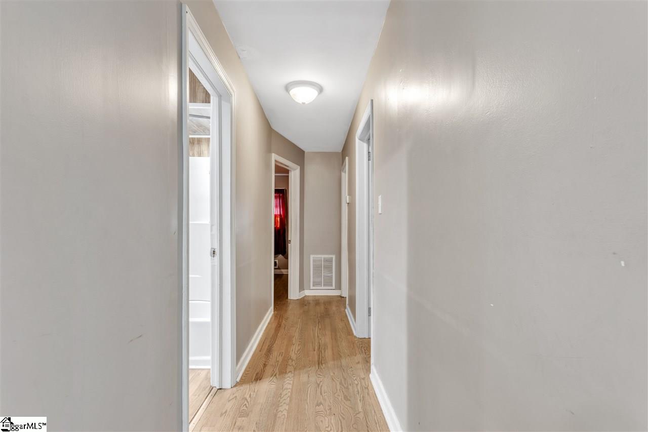 242 Floyd Road Spartanburg, SC 29303 - Photo 16 of 25
