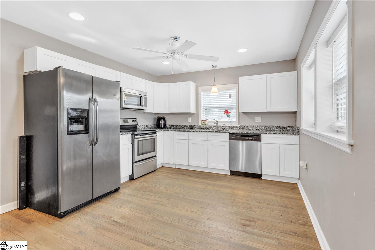 242 Floyd Road Spartanburg, SC 29303 - Photo 8 of 25