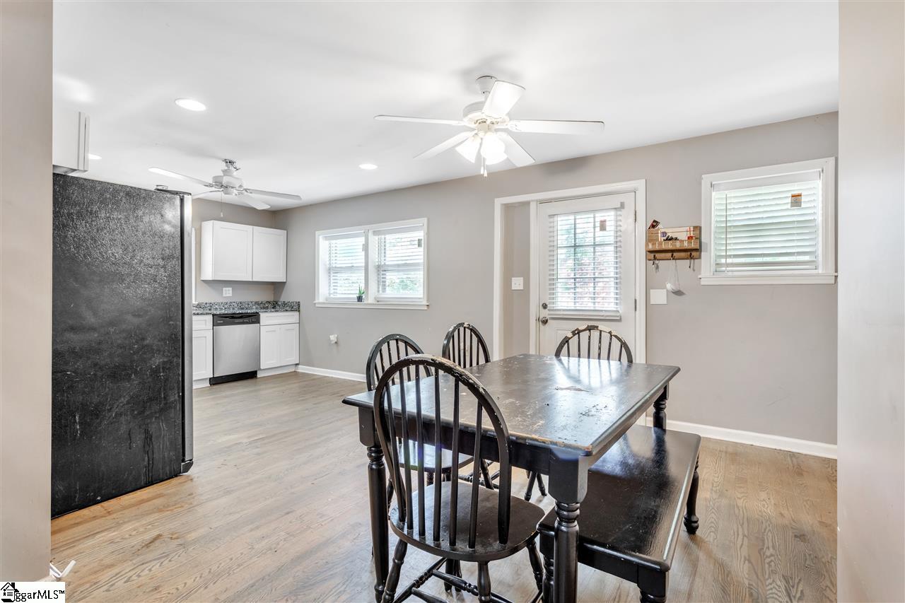 242 Floyd Road Spartanburg, SC 29303 - Photo 10 of 25