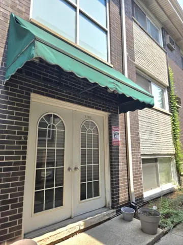 a view of a back yard of the house