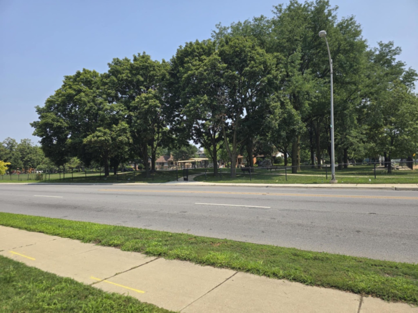 1101 Harlem Avenue, Unit 203 Oak Park, IL 60130 - Photo 27 of 58 a view of a yard