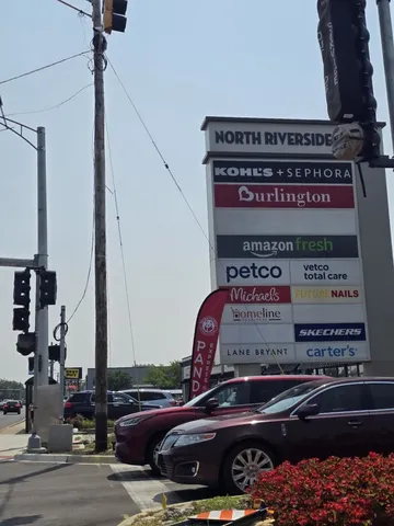 $172,900 | 1101 Harlem Avenue, Unit 203, Oak Park, IL 60130