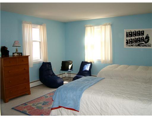 134 Nottingham Road Auburn, ME 04210 - Photo 17 of 25 Bedroom.