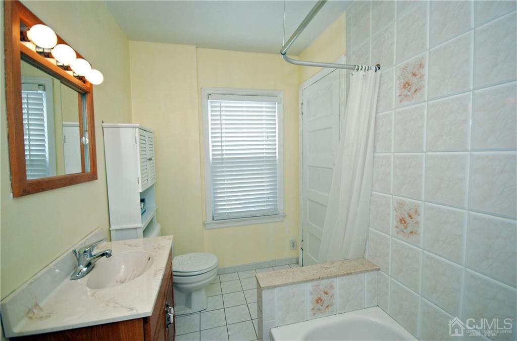645 Bound Brook Road Dunellen, NJ 08812 - Photo 14 of 18 Gallery Image 14