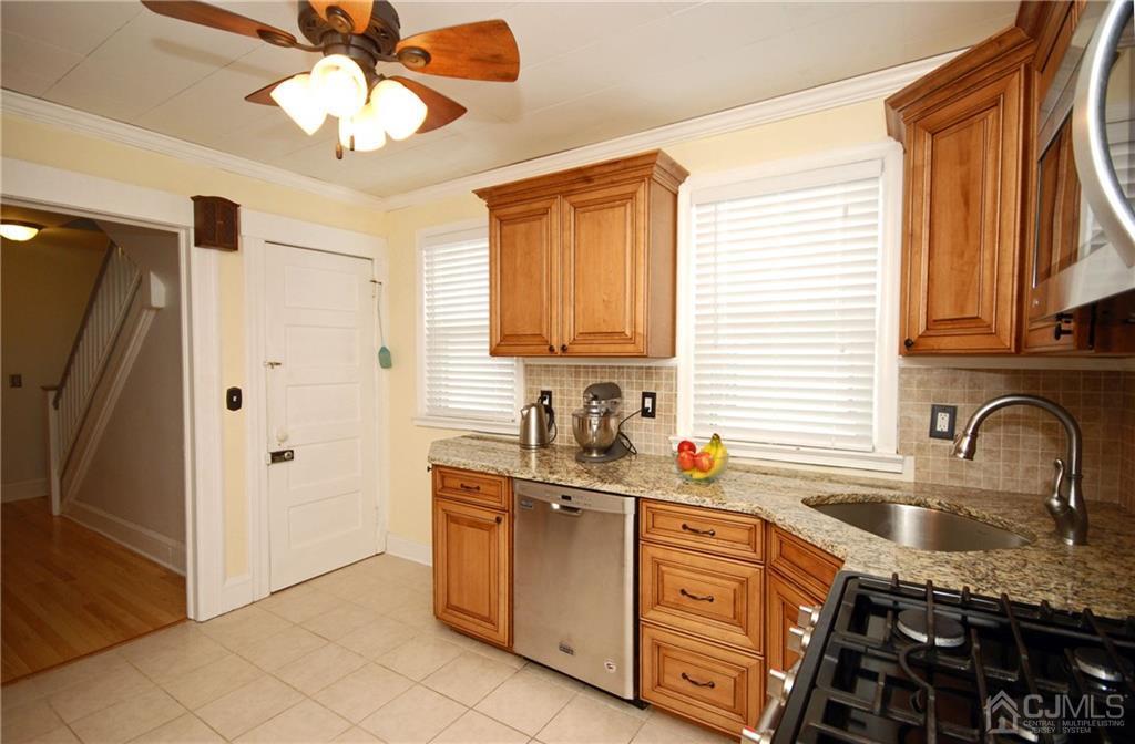 645 Bound Brook Road Dunellen, NJ 08812 - Photo 9 of 18 Gallery Image 9