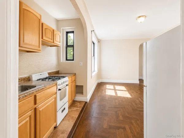 $125,000 | 700 Oakland Place, Unit 5B | West Farms