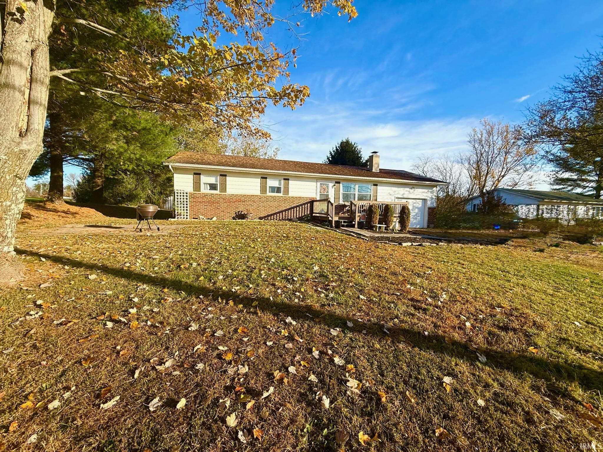 783 Harold Smith Road Bedford, IN 47421 - Photo 2 of 34