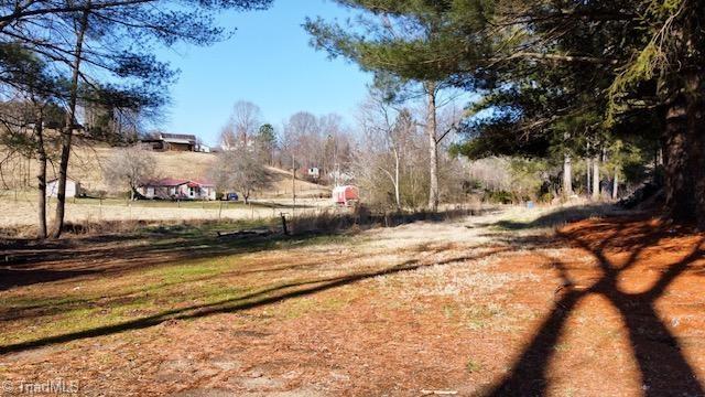 428 Siloam Road Mount Airy, NC 27030 - Photo 19 of 40 Gallery Image 19
