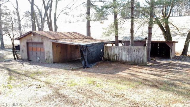 428 Siloam Road Mount Airy, NC 27030 - Photo 2 of 40 Gallery Image 2