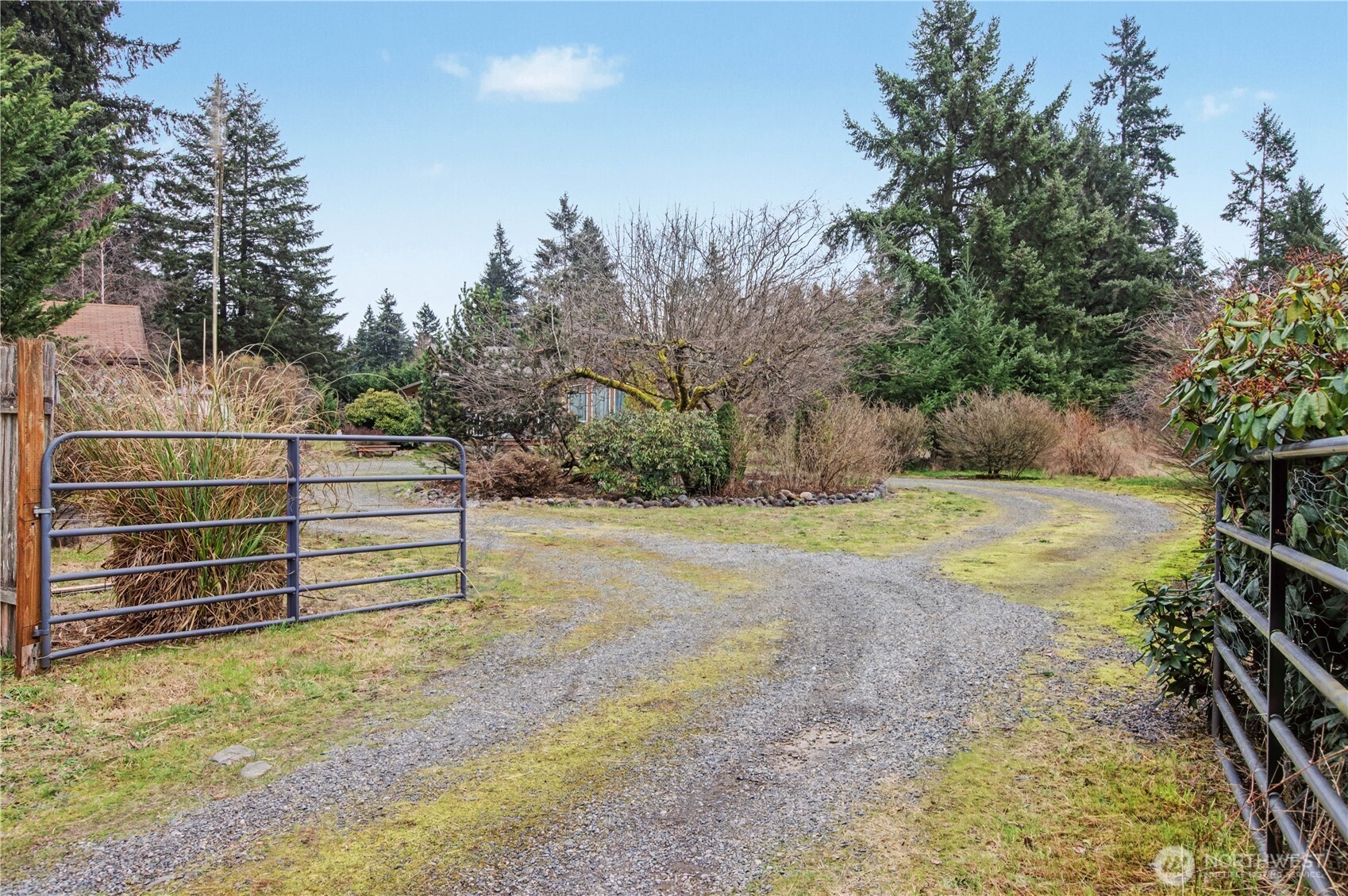 16812 Littlerock Road Southwest Rochester, WA 98579 - Photo 32 of 38 Gallery Image 32