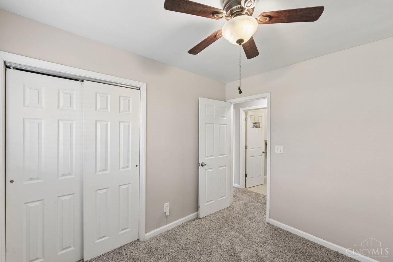 712 Danbury Road Cincinnati, OH 45240 - Photo 26 of 40