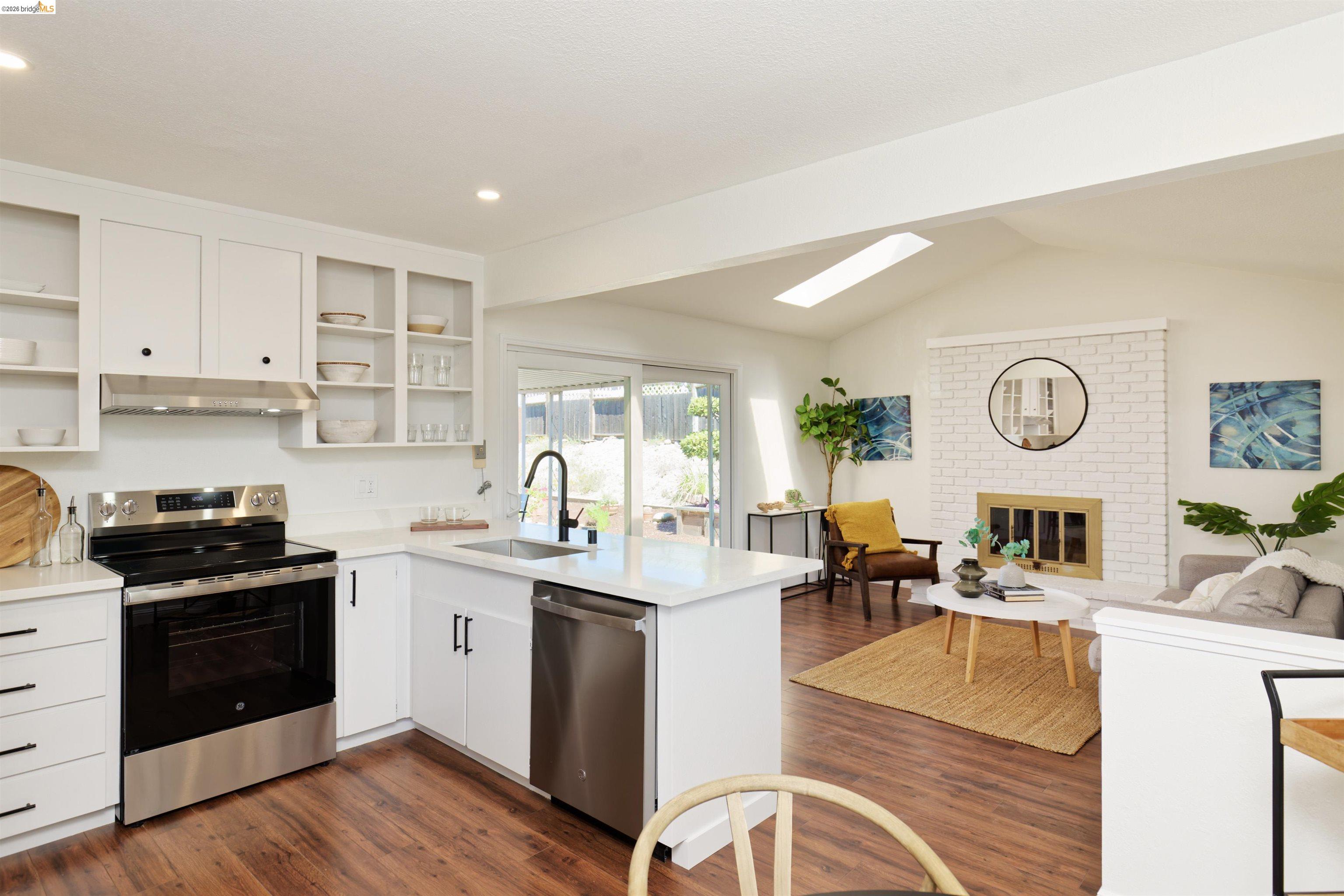 983 Seascape Circle Rodeo, CA 94572 - Photo 14 of 45