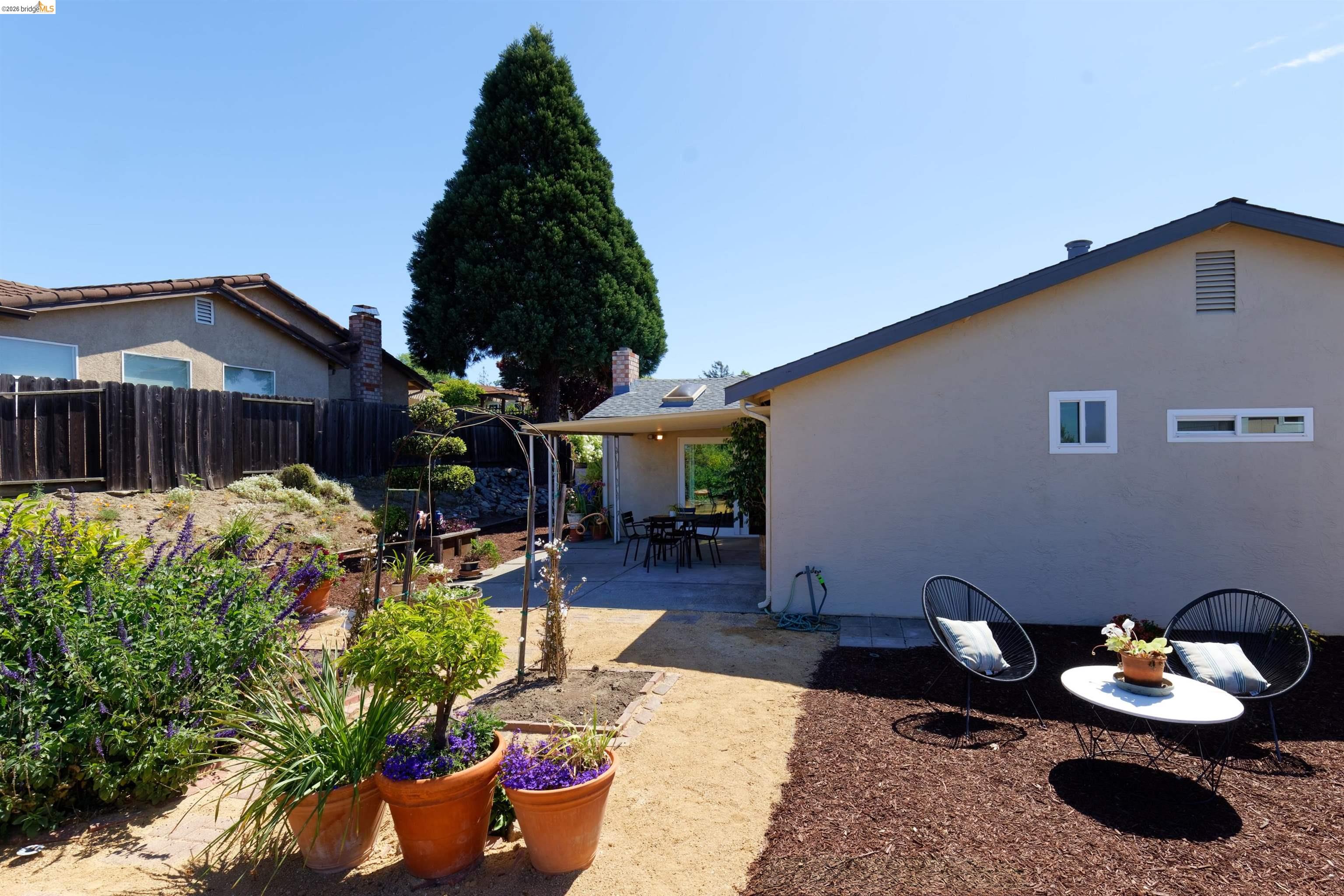 983 Seascape Circle Rodeo, CA 94572 - Photo 43 of 45