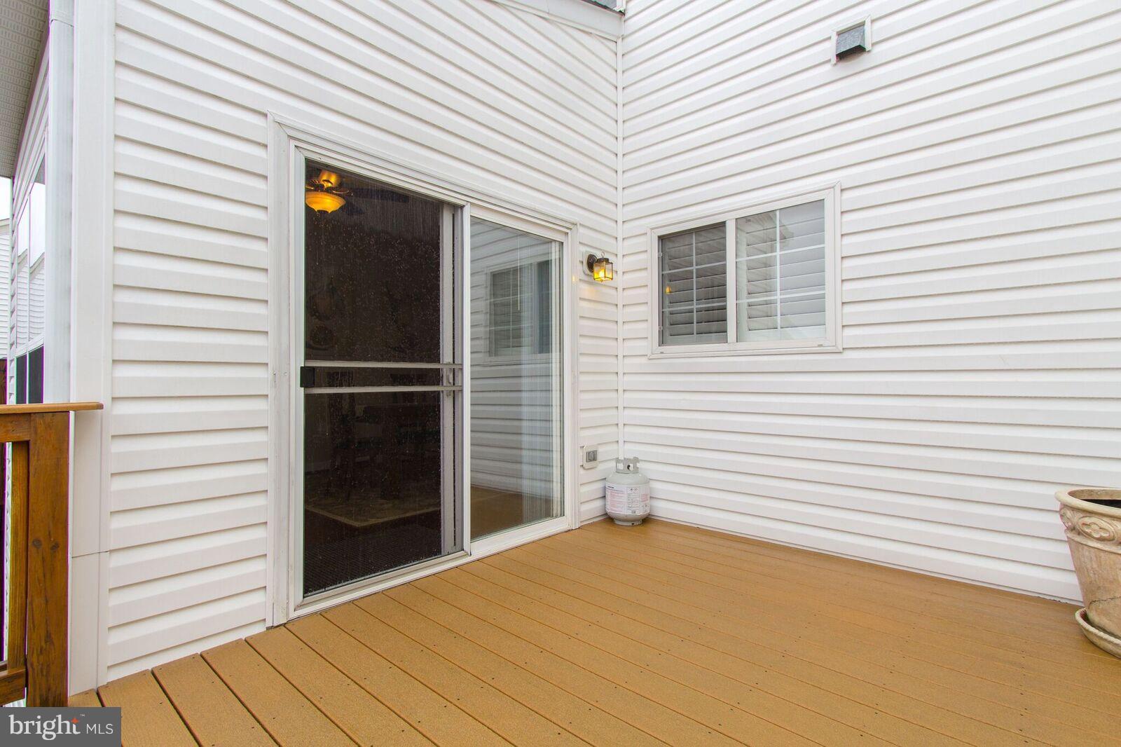 9102 Furey Road Lorton, VA 22079 - Photo 12 of 30 Exterior (General)