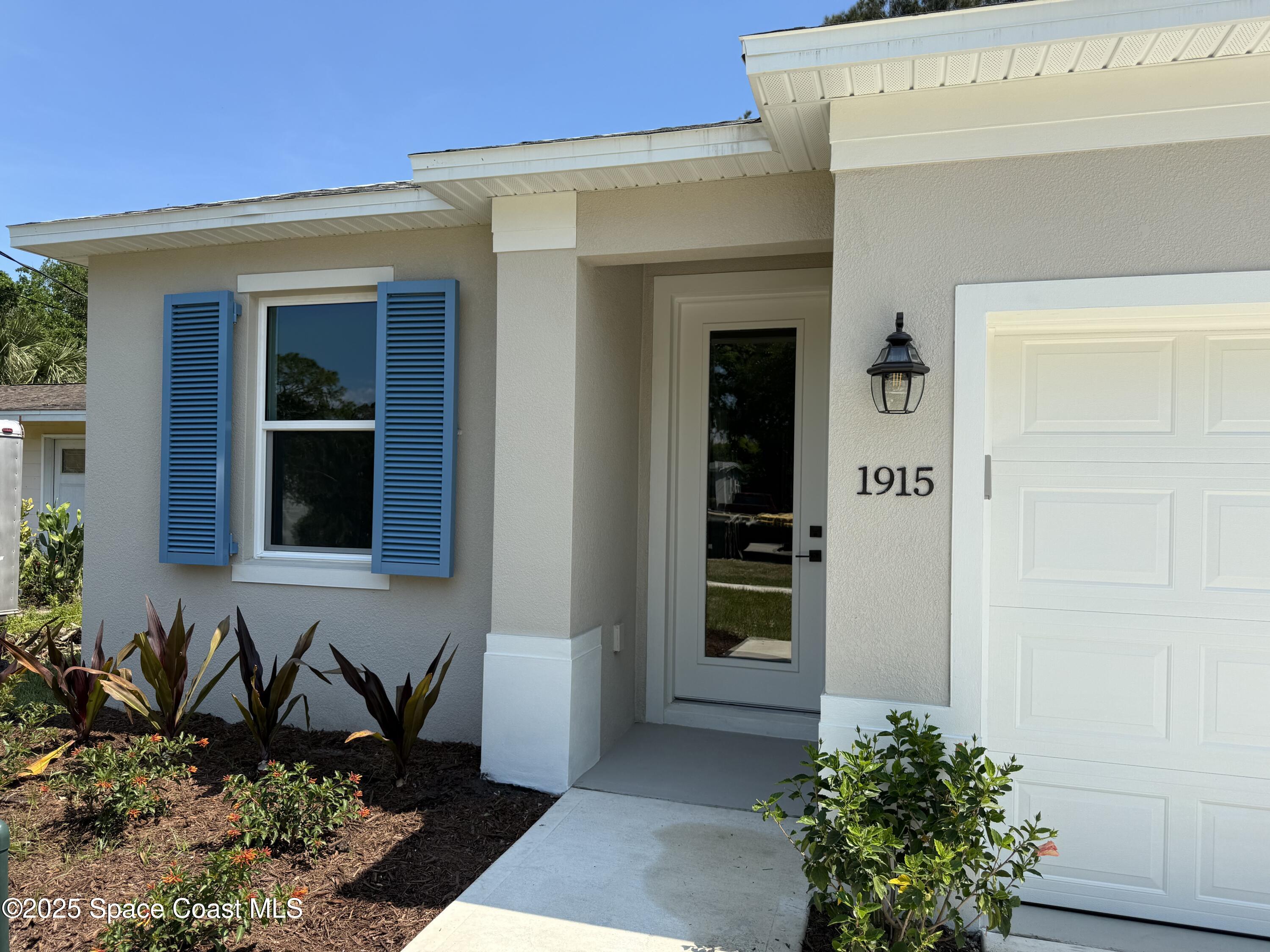 1915 Westwood Boulevard Melbourne, FL 32901 - Photo 1 of 18 Front Door