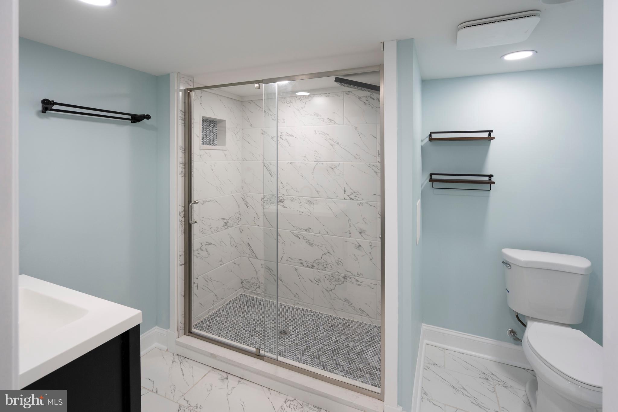 12827 Cabell Road Philadelphia, PA 19154 - Photo 24 of 58 full bathroom in basement