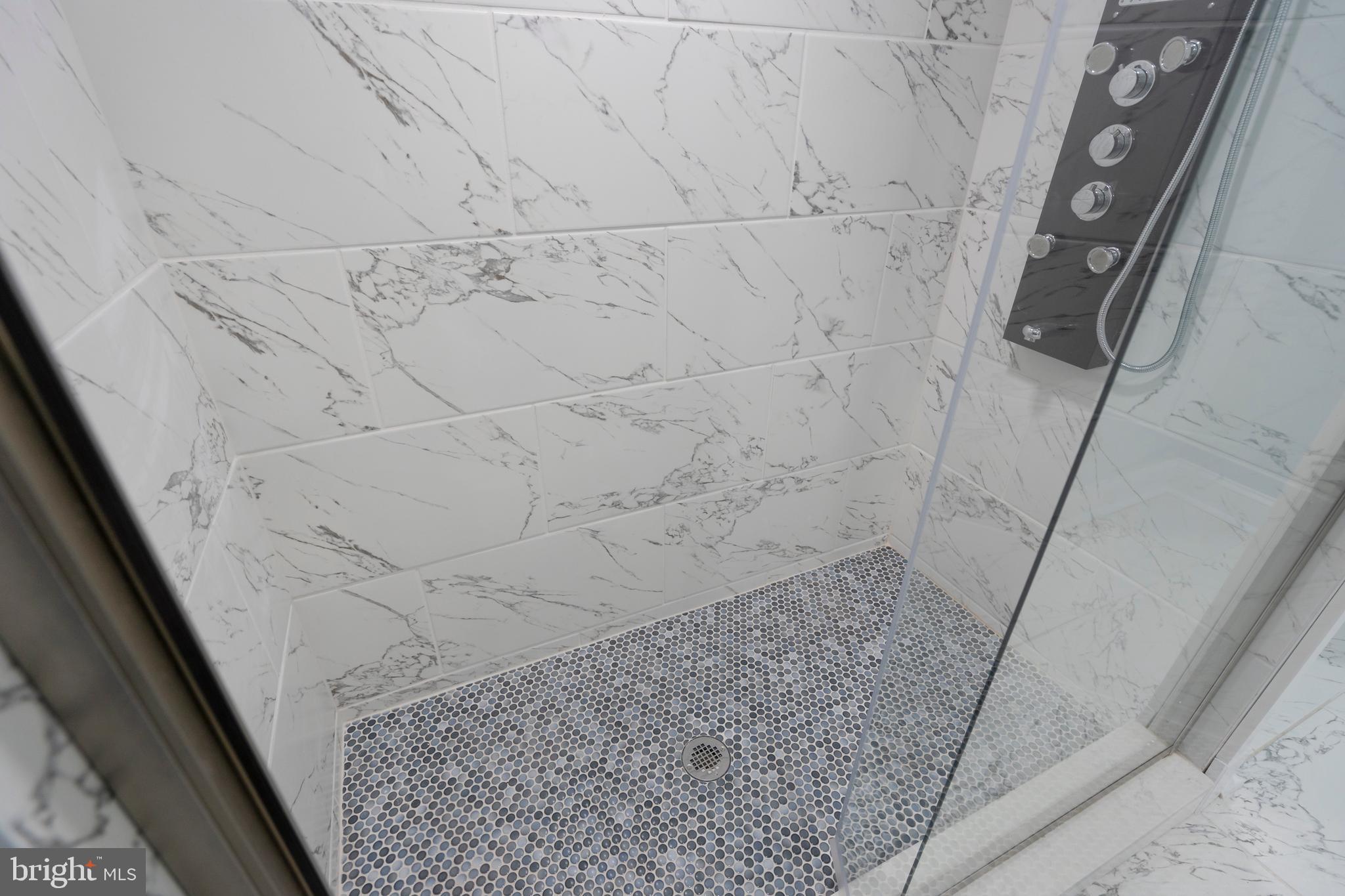 12827 Cabell Road Philadelphia, PA 19154 - Photo 27 of 58 inside basement shower