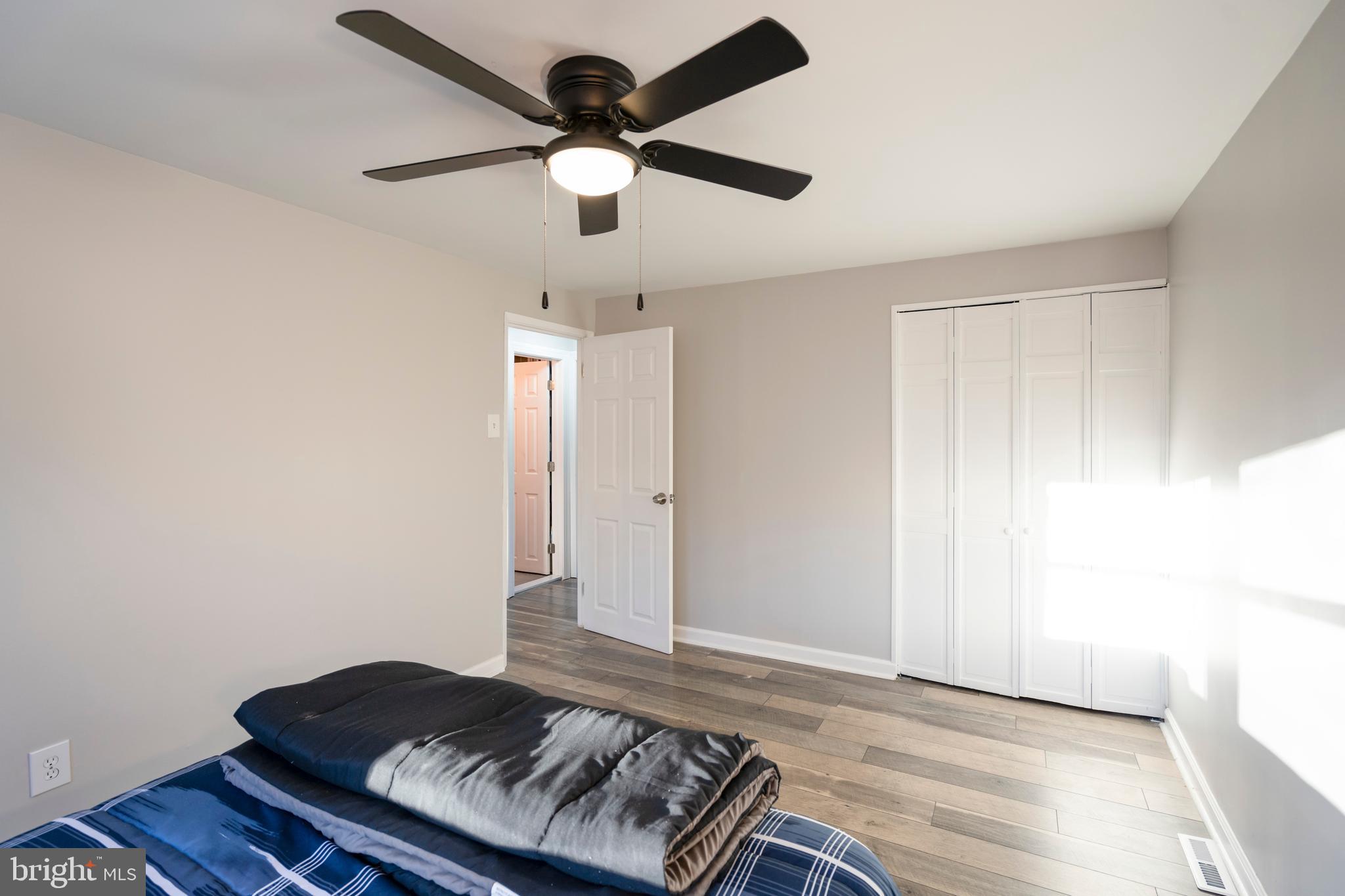 12827 Cabell Road Philadelphia, PA 19154 - Photo 41 of 58 second bedroom