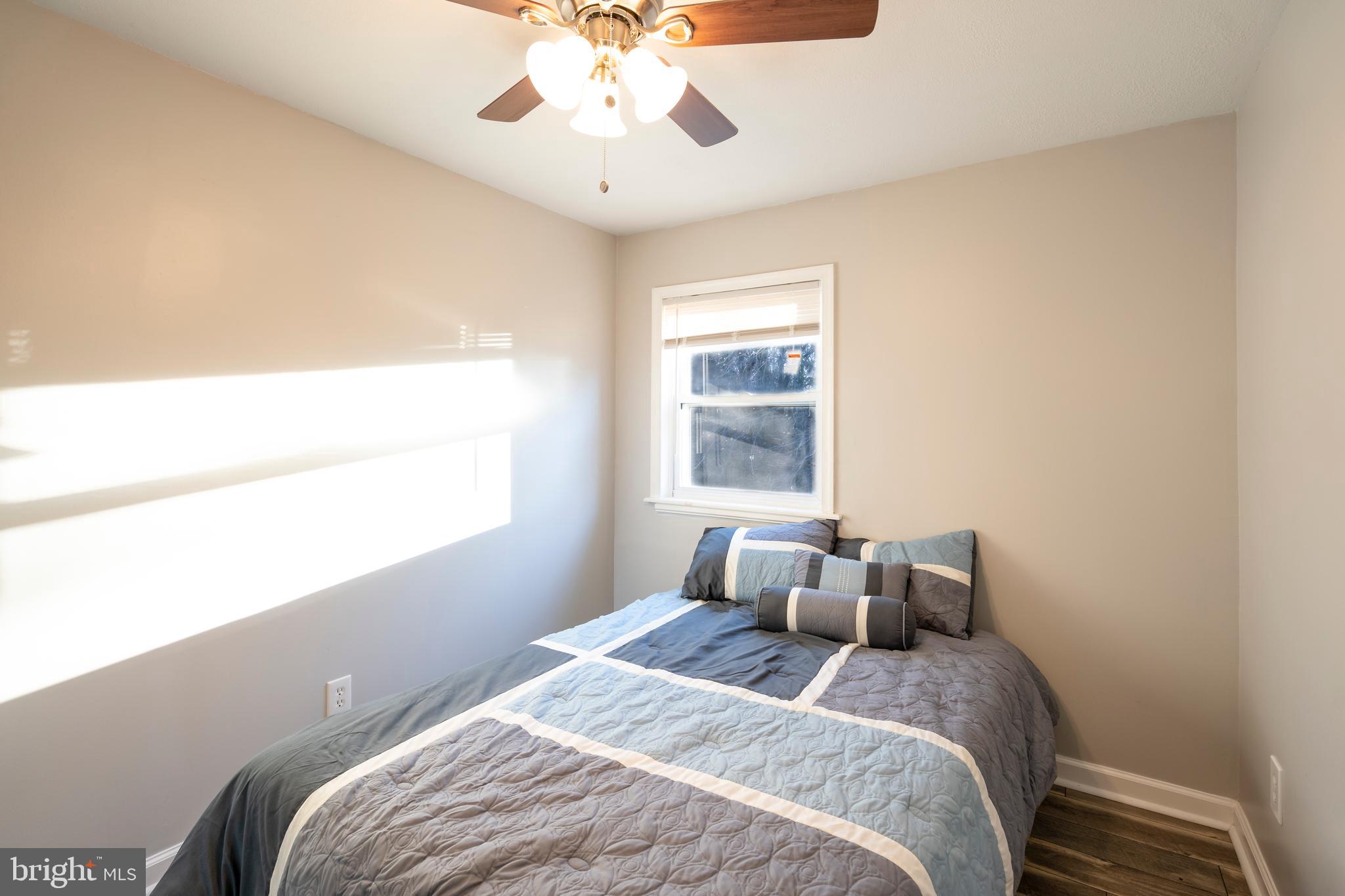 12827 Cabell Road Philadelphia, PA 19154 - Photo 42 of 58 third bedroom