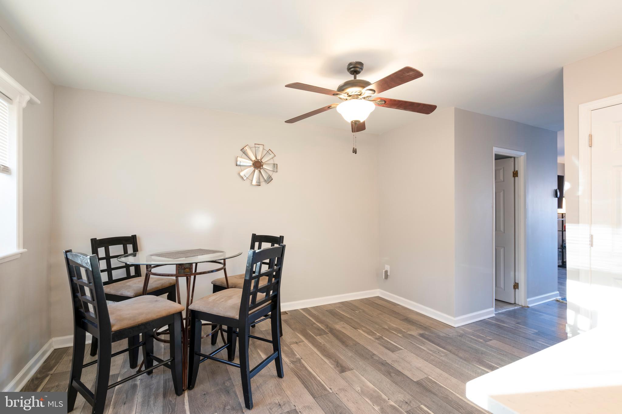 12827 Cabell Road Philadelphia, PA 19154 - Photo 10 of 58 dining room