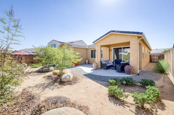 $465,000 | 979 Spg Street West, Madera, CA 93636