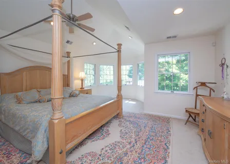 $1,699,000 | 12 Dupont Court, Dix Hills, NY 11746