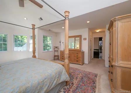 $1,699,000 | 12 Dupont Court, Dix Hills, NY 11746