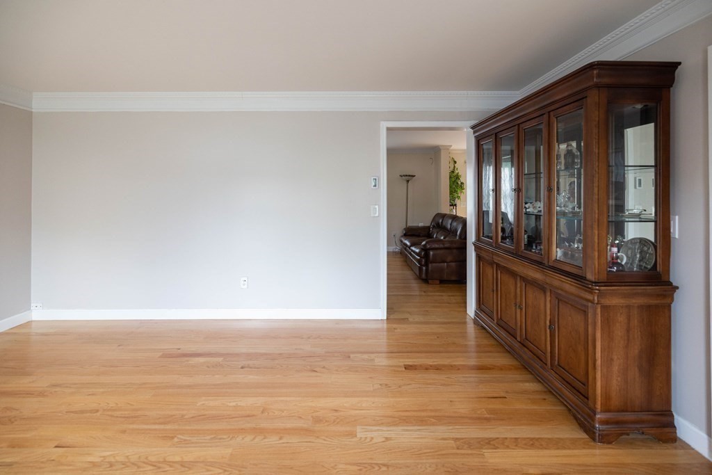 1 Cherokee Road Worcester, MA 01606 - Photo 6 of 20 Gallery Image 6