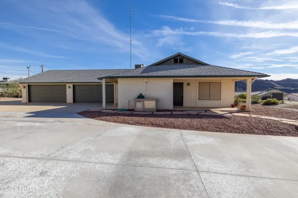 $1,600 | 1582 Brodie Drive, Lake Havasu City, AZ 86406