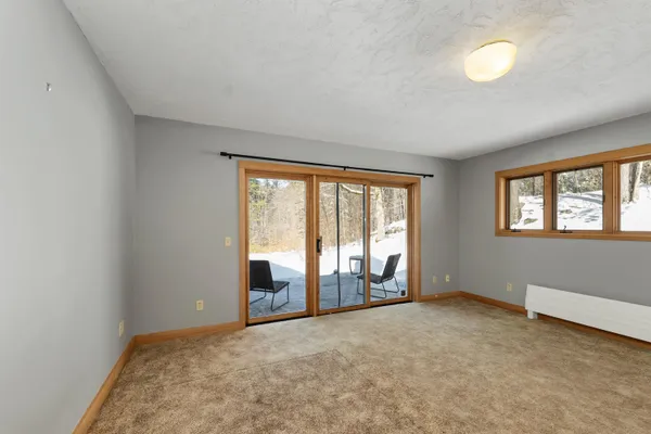 $895,000 | 37 Oconnor Lane, Albany, NH 03818