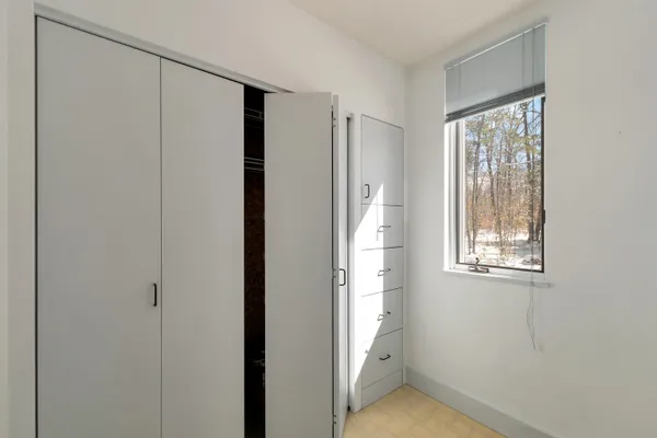 $895,000 | 37 Oconnor Lane, Albany, NH 03818