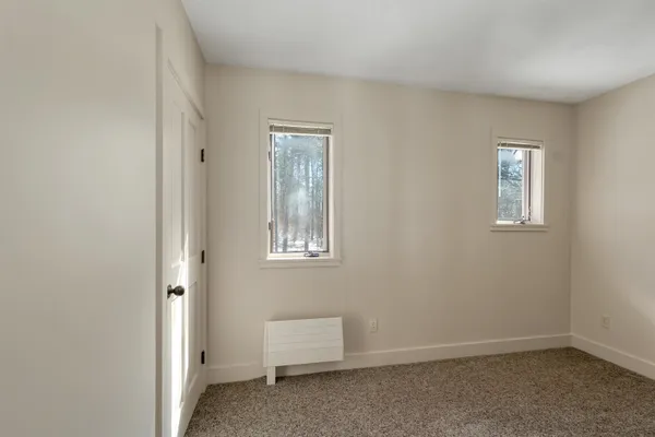 $895,000 | 37 Oconnor Lane, Albany, NH 03818