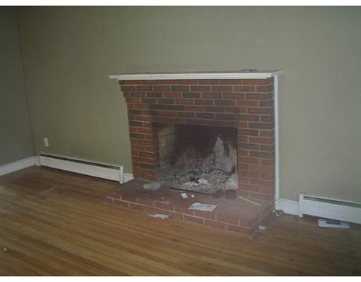 8 Daniel Road Wakefield, MA 01880 - Photo 5 of 9 Gallery Image 5