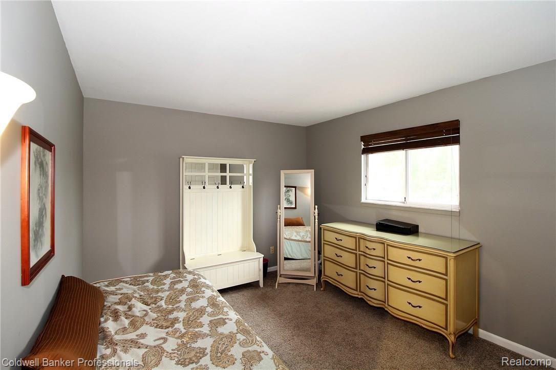 787 Dutton Road Rochester, MI 48306 - Photo 32 of 41 ColeSteve (16).jpg