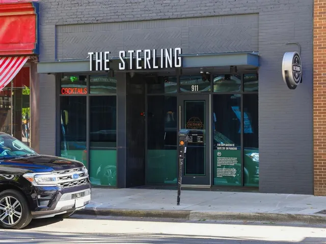 $2,400 | 910 Houston Street, Unit 305, Fort Worth, TX 76102