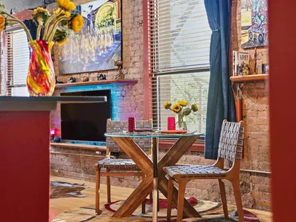 $2,400 | 910 Houston Street, Unit 305, Fort Worth, TX 76102