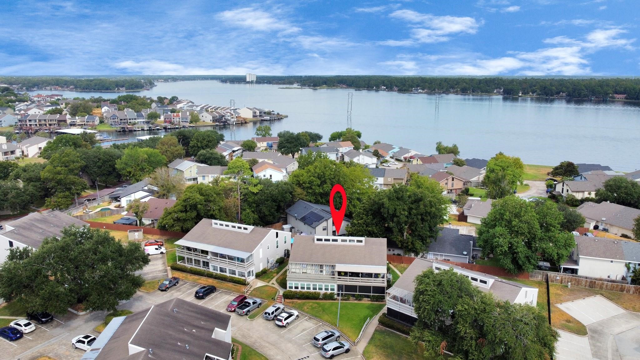 176 April Point Drive North Conroe, TX 77356 - Photo 8 of 9