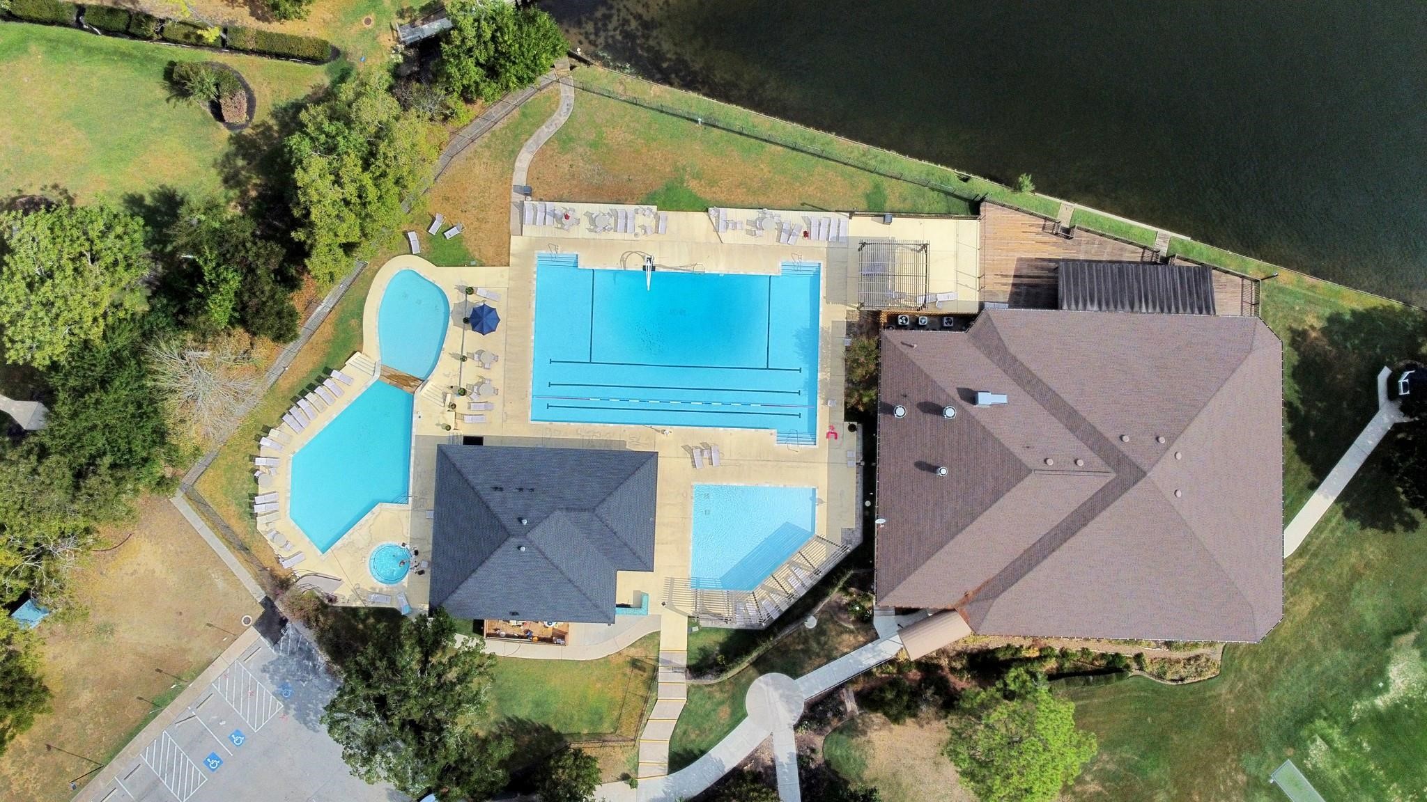 176 April Point Drive North Conroe, TX 77356 - Photo 9 of 9