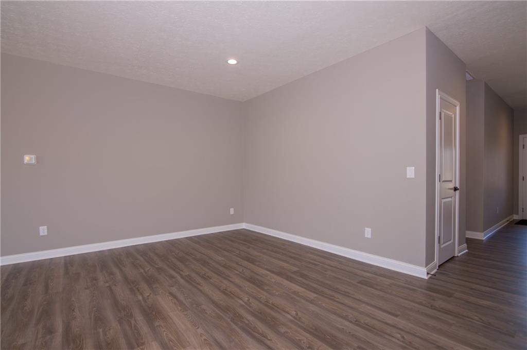 6823 Ben Riley Court Plainfield, IN 46168 - Photo 9 of 34 Gallery Image 9