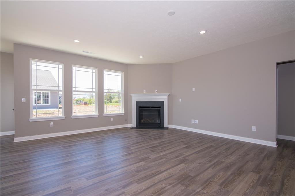 6823 Ben Riley Court Plainfield, IN 46168 - Photo 10 of 34 Gallery Image 10